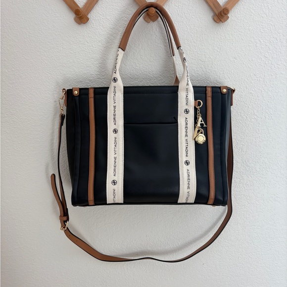 Adrienne Vittadini Montauk Tote - Picture 10 of 10